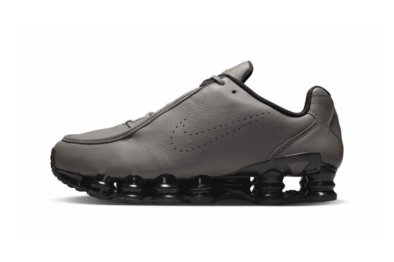 Nike Shox TL SE in Flat Pewter and black with full-grain leather upper and signature column cushioning technology - detail view 3