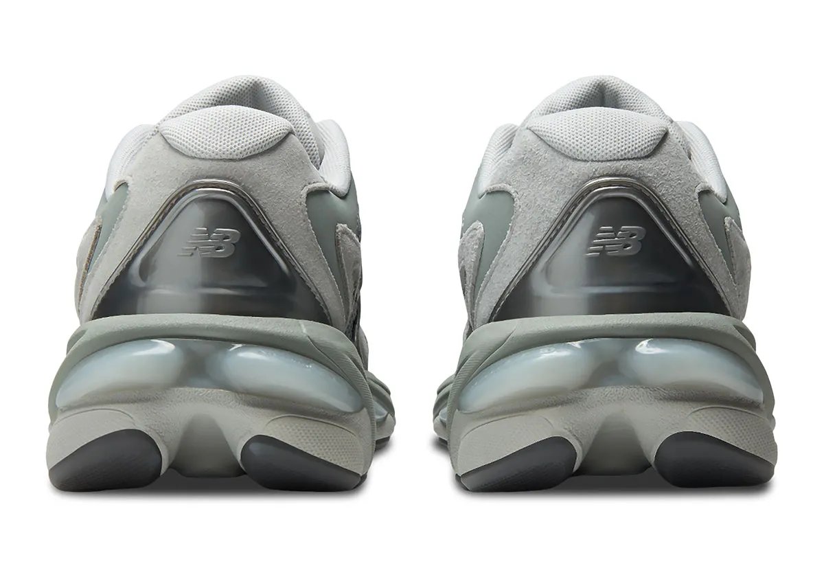 New Balance 983 hybrid runner in grey suede with dual-density ABZORB midsole - detail view 4