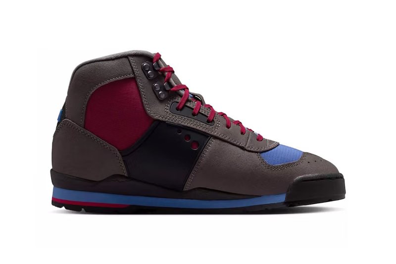 Nike Baltoro High in Cave Stone and Mystic Hibiscus colorway, showing muted earthy base with strategic color blocking - detail view 3