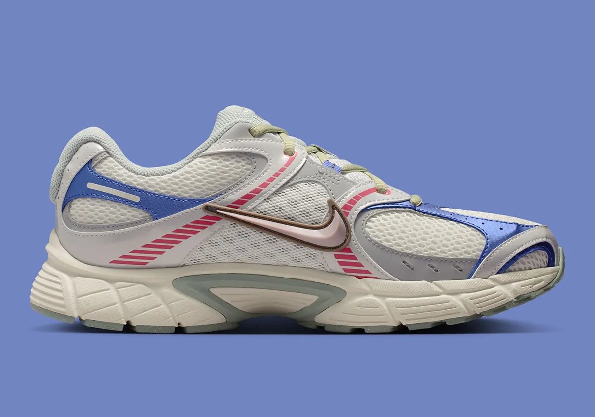 Nike V5 RNR in collaboration colorway by APB for Whitaker Group - detail view 1