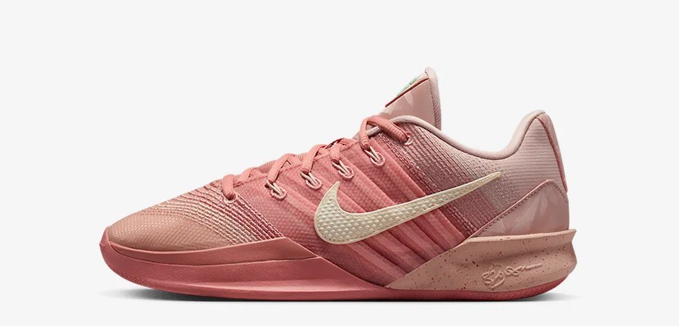 Nike Sabrina 3 basketball shoe in colorway worn by WNBA star Sabrina Ionescu - detail view 4