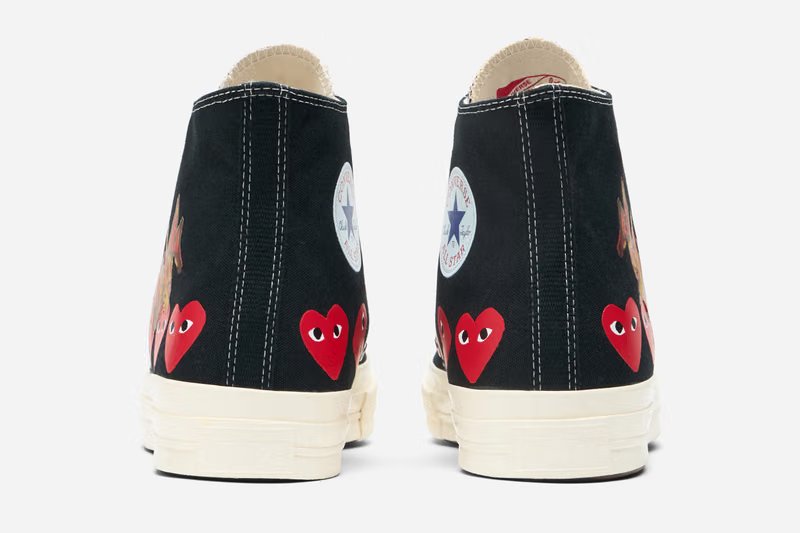 Future and Robert Nava's COMME des GARÇONS PLAY x Converse Chuck Taylor 70s in black and white, featuring painted artwork on canvas. - detail view 3
