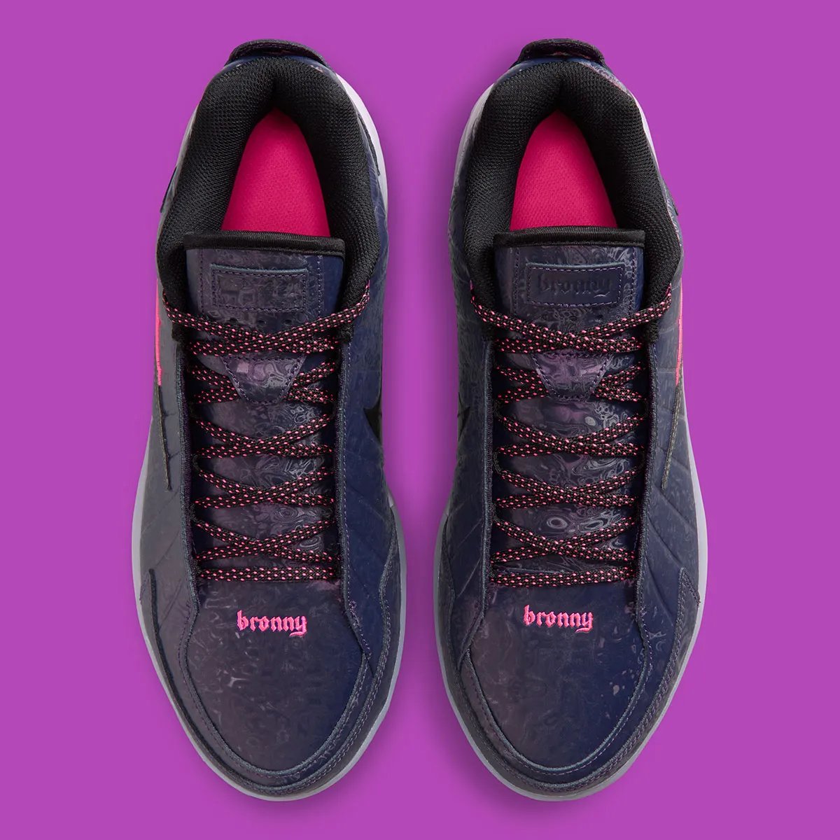Bronny James Nike LeBron Witness 9 Midnight Navy player exclusive with oil slick textures and neon green and pink Swoosh detailing - detail view 3