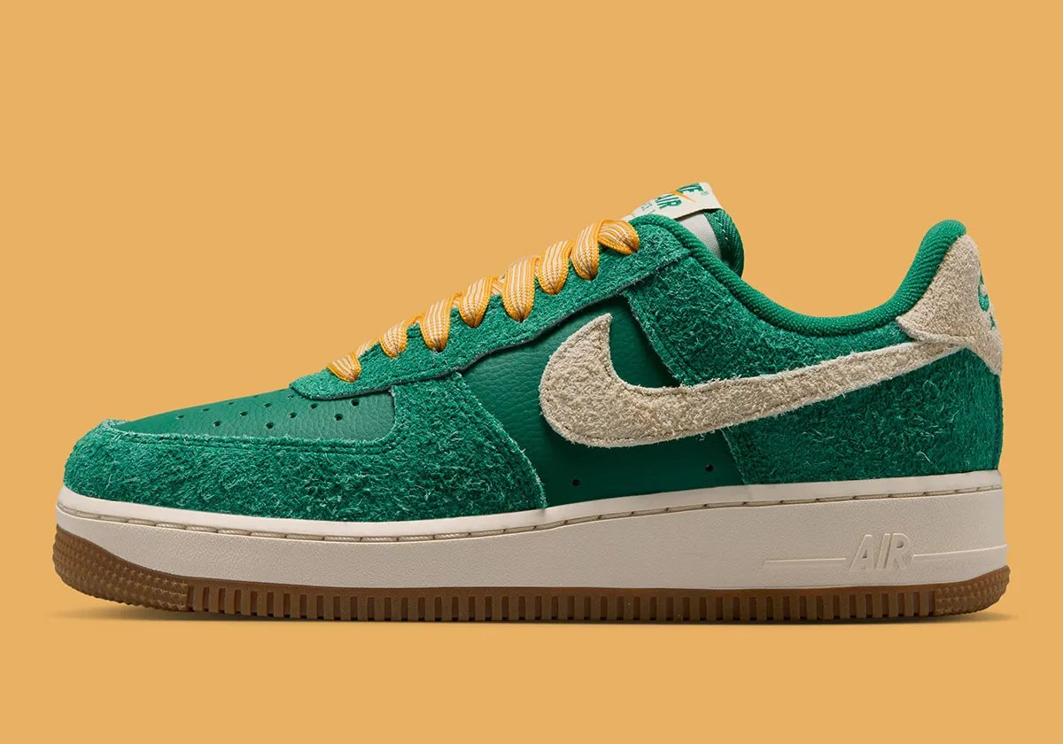 Nike Air Force 1 Low in pine green suede with gum sole and bronze lace accessories - detail view 1