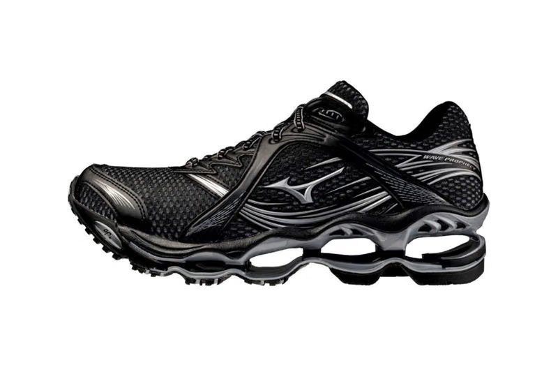 Mizuno WAVE PROPHECY 1 in all-black colorway with tonal overlays and INFINITY WAVE midsole detail - detail view 3