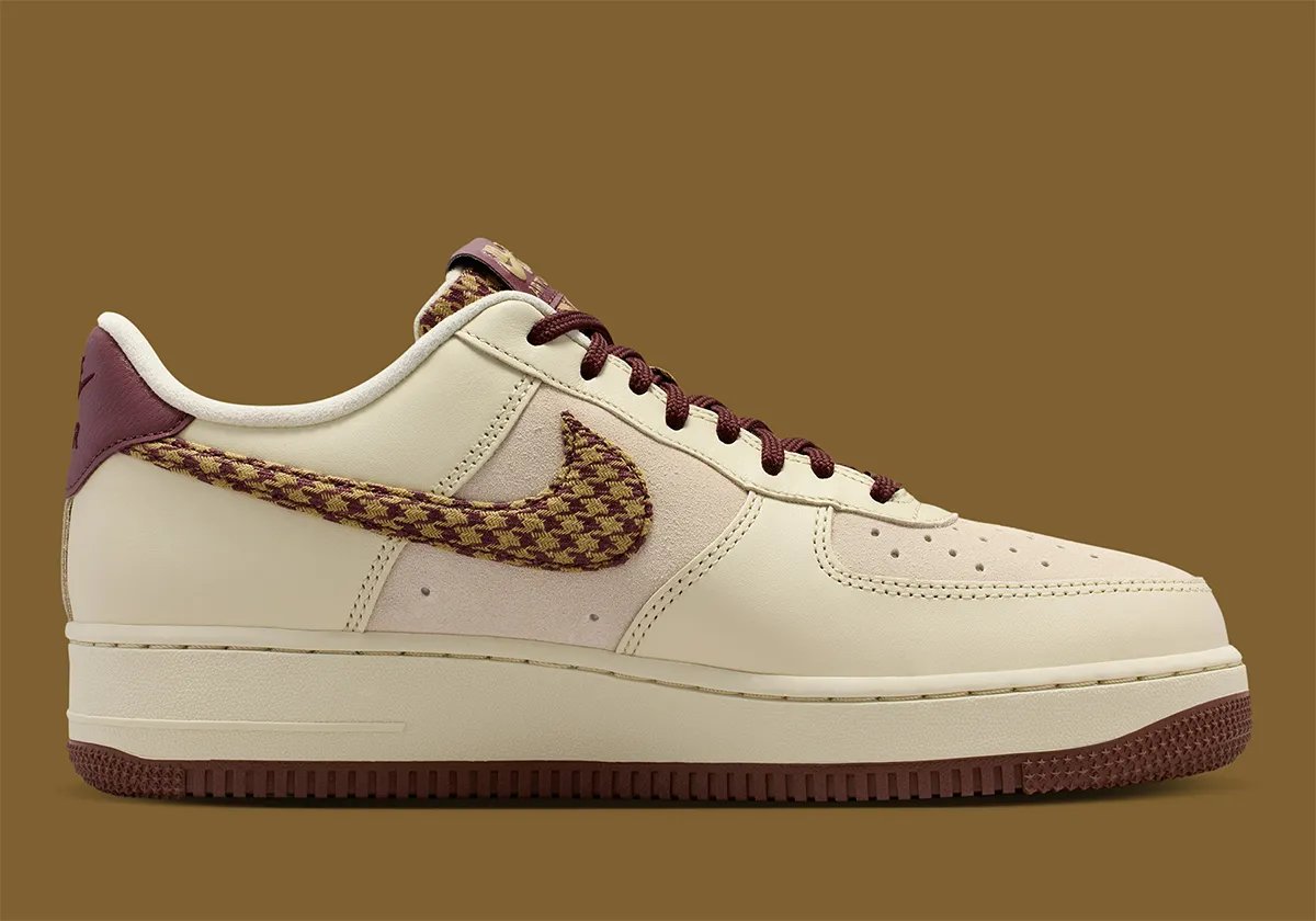 Nike Air Force 1 Low in khaki suede and leather with multicolor khaki and maroon houndstooth pattern on Swoosh and tongue - detail view 3