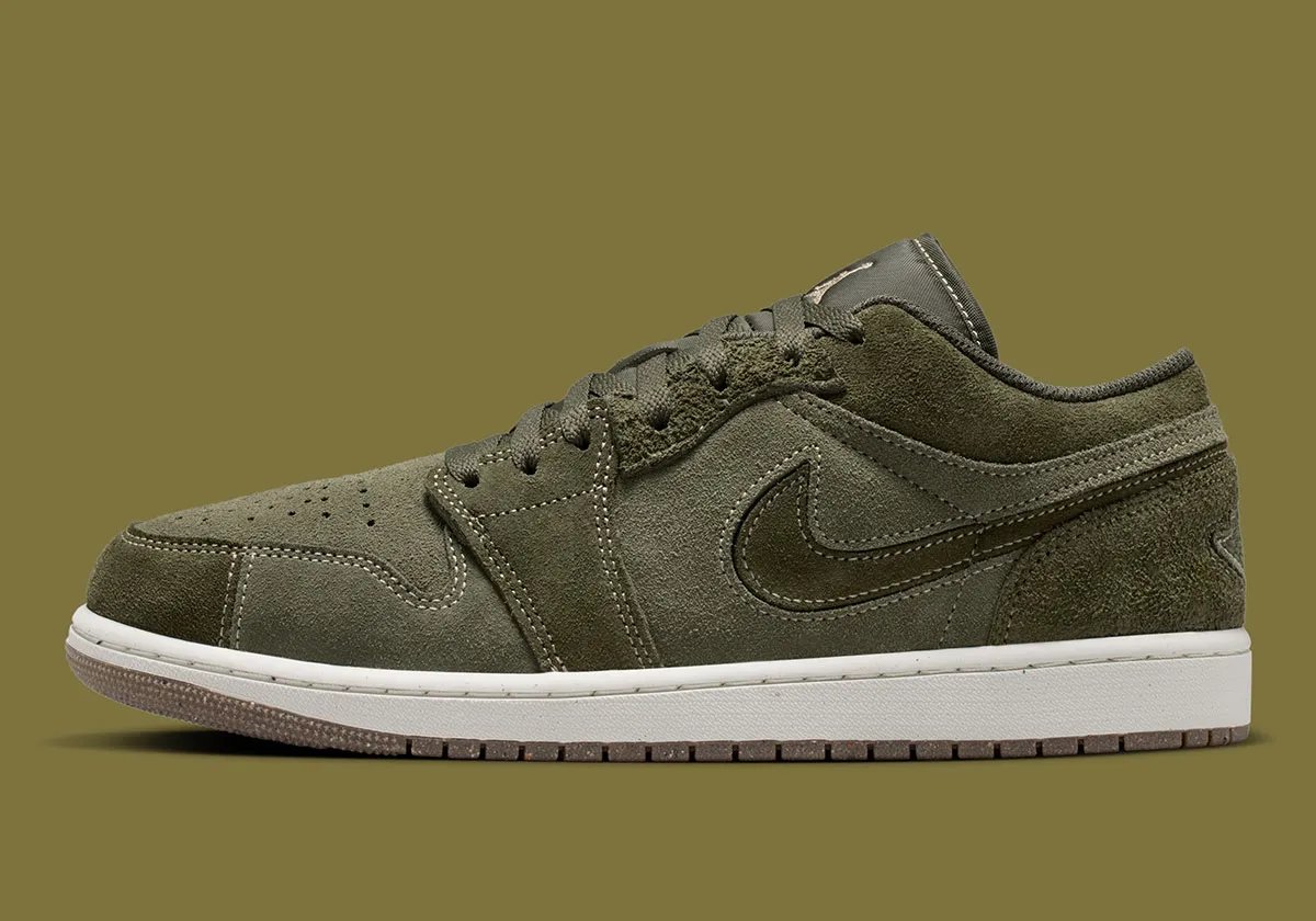 Air Jordan 1 Low SE in Cargo Khaki featuring mixed-material patchwork construction from Jordan Brand's Craft series - detail view 1