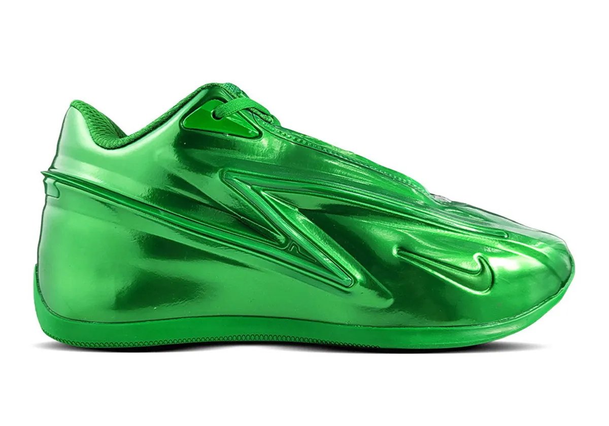 Nike KD 19 Candies in all-green, showing the saturated verdant upper with matching laces and sole construction - detail view 1