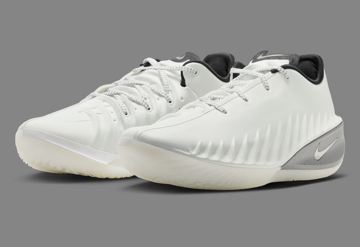 Nike GT Cut 4 SE 'Summit White/Metallic Silver' featuring white asymmetric upper with metallic silver heel counter and black ankle collar details - detail view 2