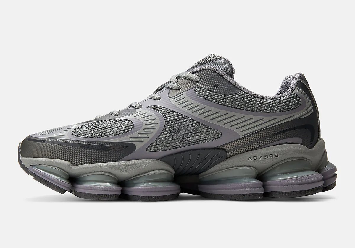 New Balance 2000 in grey mesh and synthetic with violet Truffle Salt accents on quarter panel and midsole - detail view 2