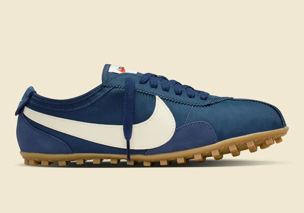 Nike Moon Shoe in Midnight Navy colorway showing waffle outsole and mesh upper construction - detail view 3