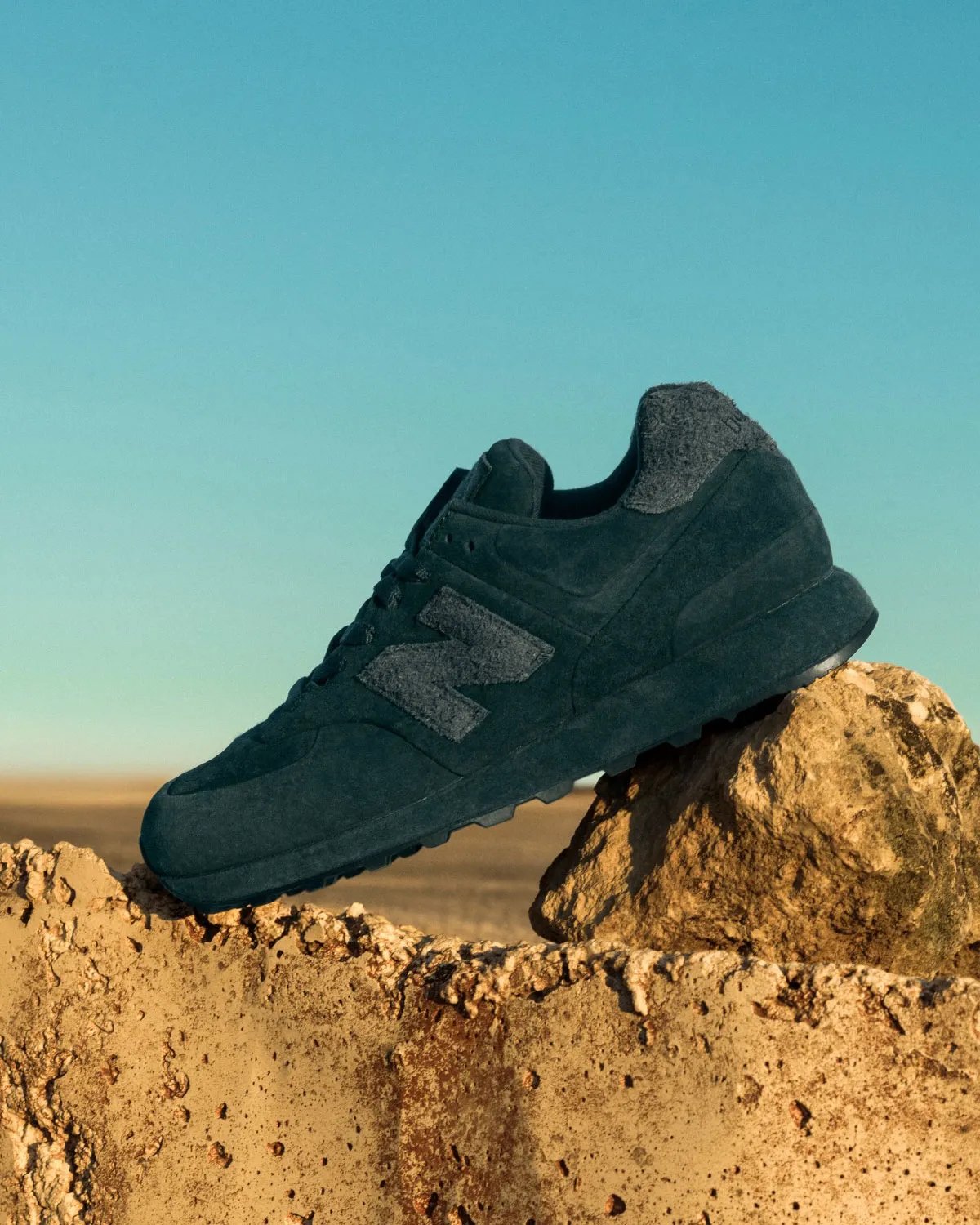 Stone Island x New Balance 574 Ghost collaboration silhouette in neutral seasonal colorway - detail view 2