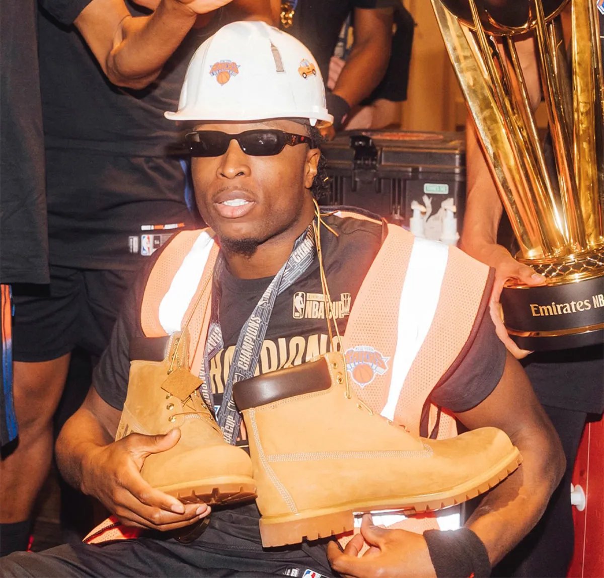 Skechers SKX Reign 'Foreman' player exclusive for OG Anunoby in wheat Timberland-inspired colorway with yellow and red heel cables - detail view 3