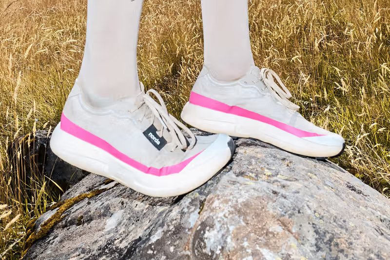 Norda 005 trail runner in Laser and Comet colorways, inspired by 1980s Group B rally racing aesthetics - detail view 3
