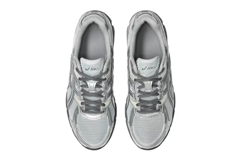 ASICS GEL-STRATUS MC in Concrete grey colorway, hybrid performance silhouette with mesh upper - detail view 5