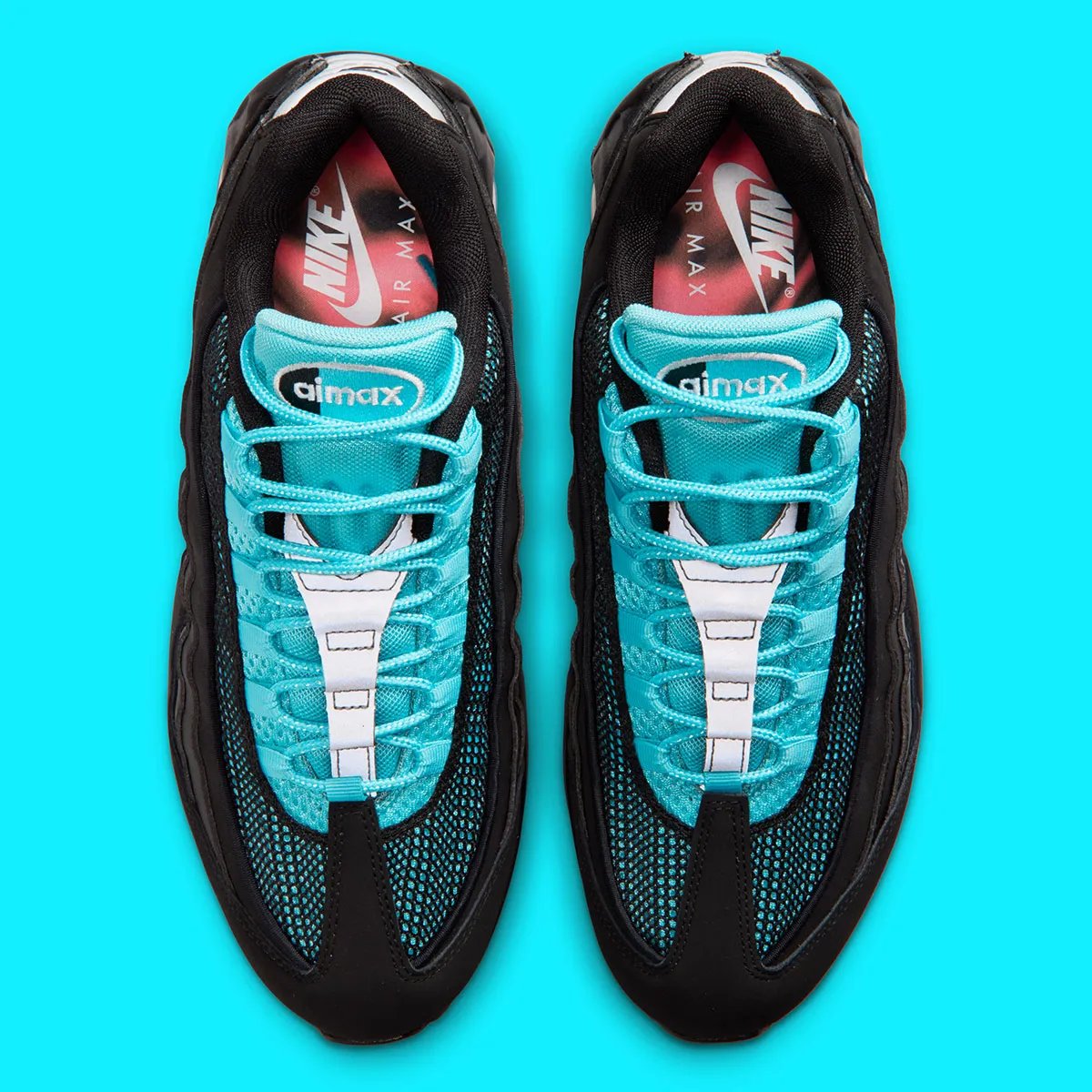 Nike Air Max 95 Scorpion in gamma blue with layered mesh and nubuck construction - detail view 3