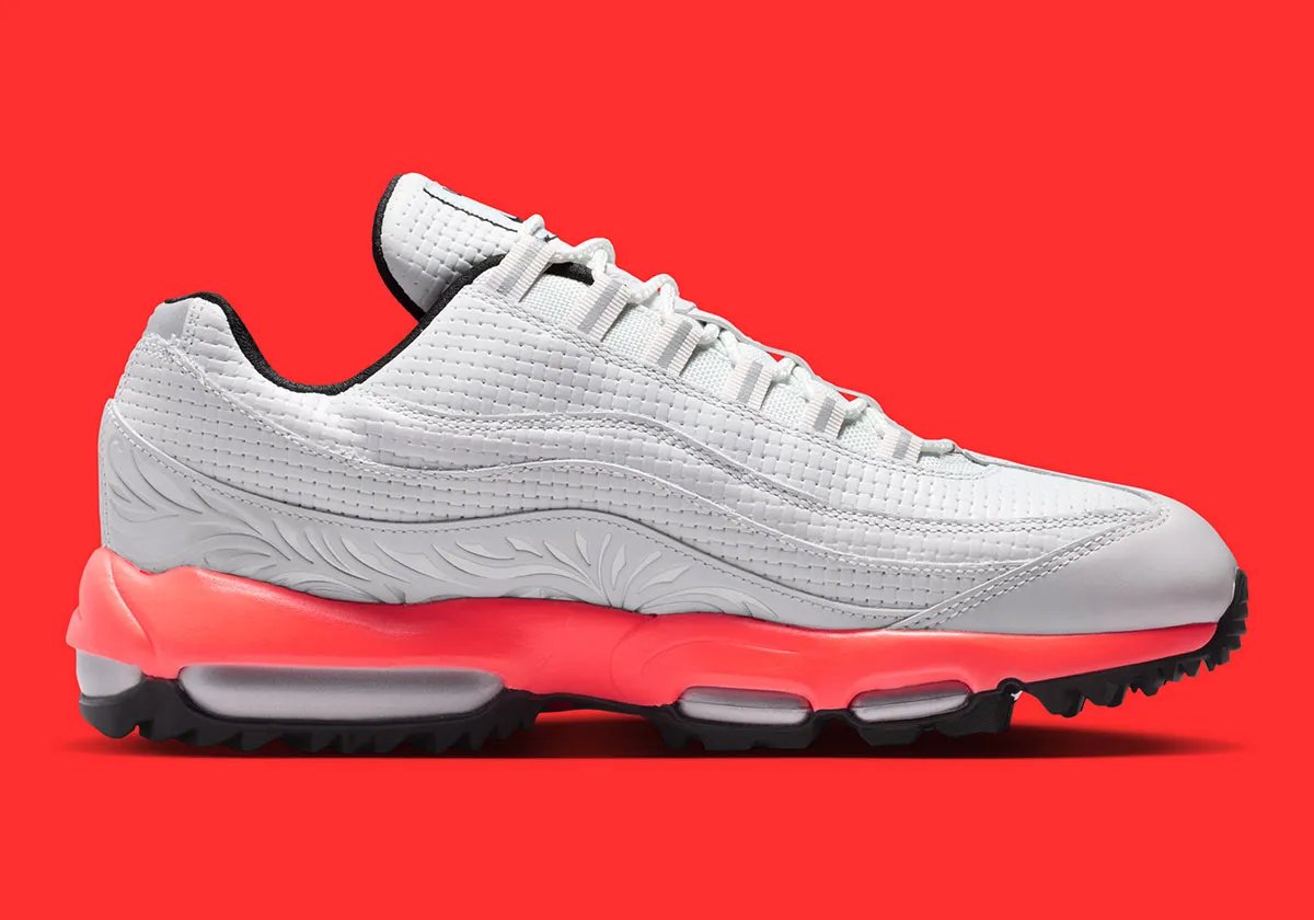 Nike Air Max 95 Golf Lost and Found with bright pink midsole, woven upper, and floral molding details inspired by 1925 Wanamaker Trophy - detail view 2