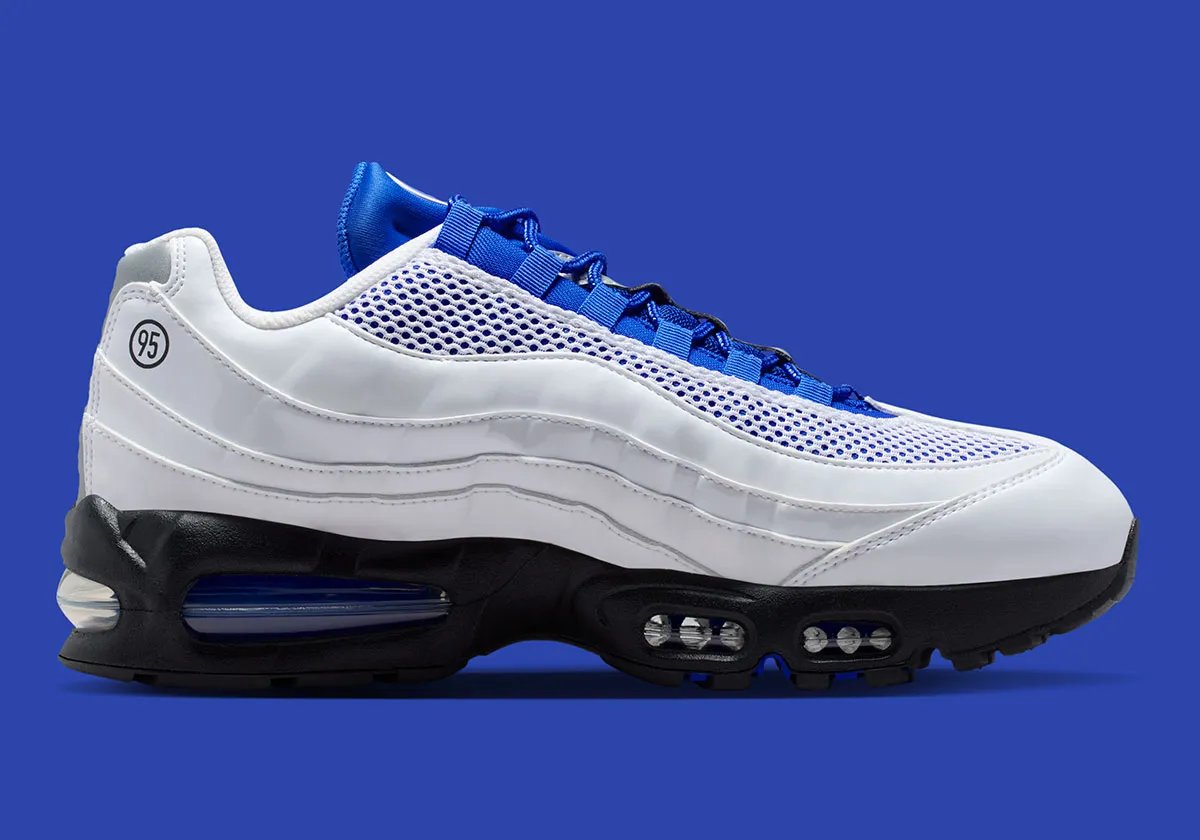 Nike Air Max 95 in Royal Blue featuring segmented air unit and wraparound cage system - detail view 2