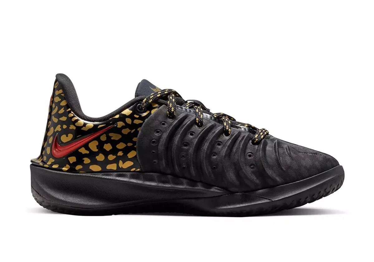 Nike Zoom GT Cut 4 in safari print with metallic gold accents, Victor Wembanyama signature colorway - detail view 2
