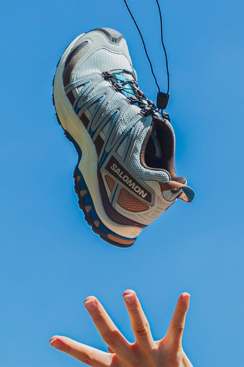 Salomon XA PRO 3D Pearl Blue sneaker with gray overlays, URBAN RESEARCH exclusive colorway - detail view 2
