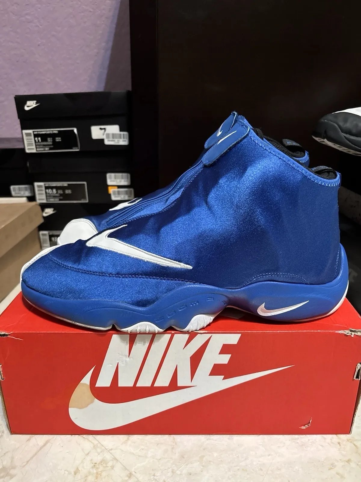 Nike Air Zoom Flight The Glove Royal Blue with zippered shroud and white Swoosh details, scheduled for December 2026 release - detail view 3