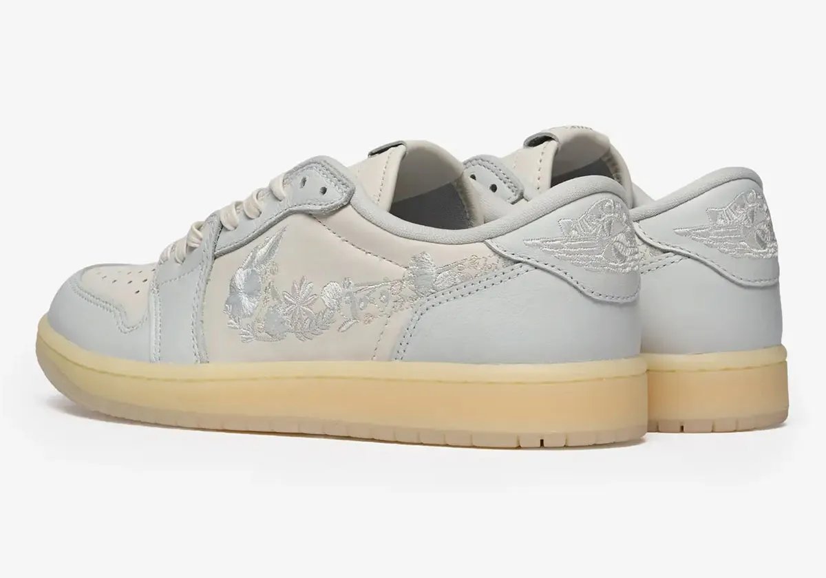 Air Jordan 1 Low OG with floral-patterned Swoosh in spring colorway - detail view 1