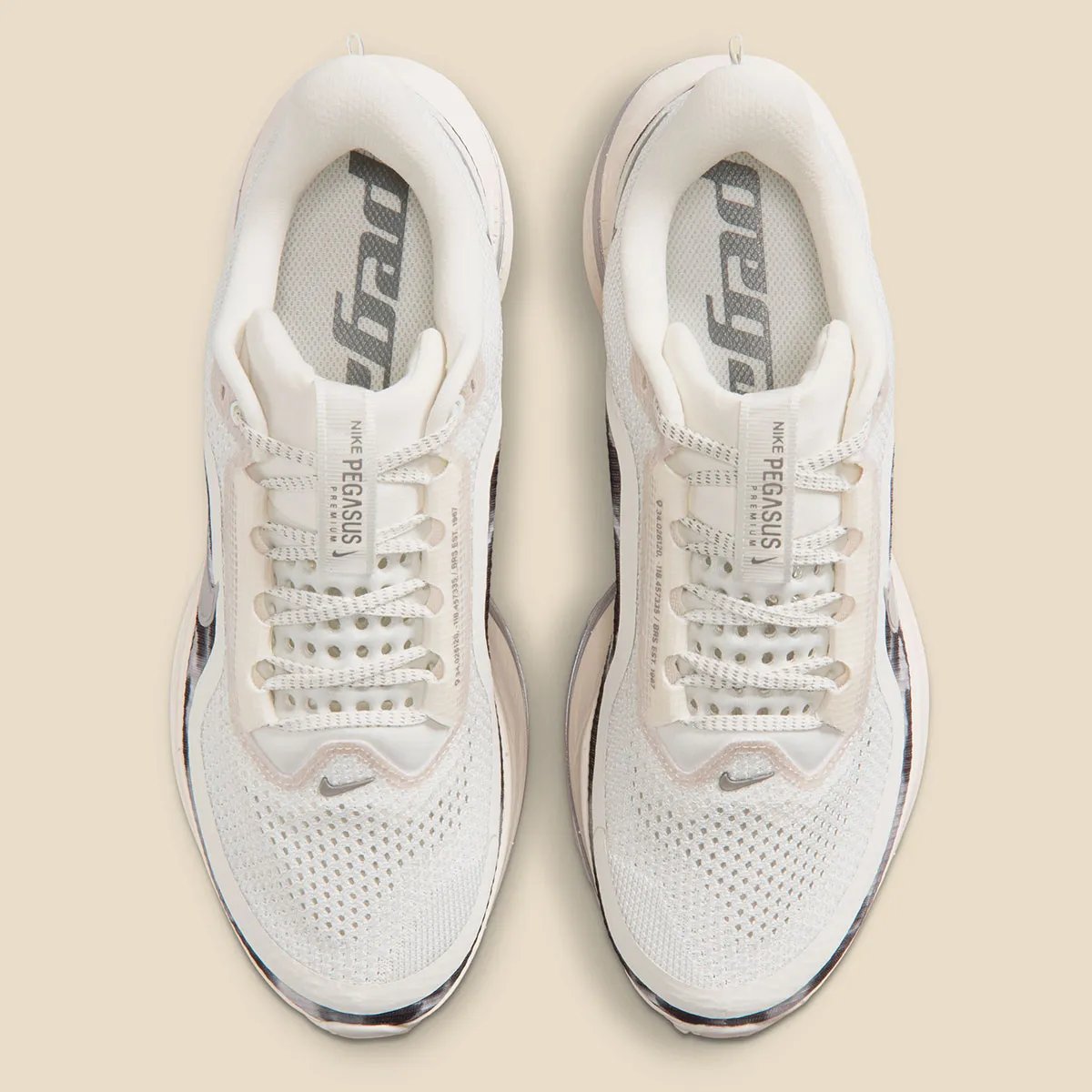 Nike Pegasus Premium in Phantom with smoky Anthracite and Pencil Point print pattern on the upper - detail view 4